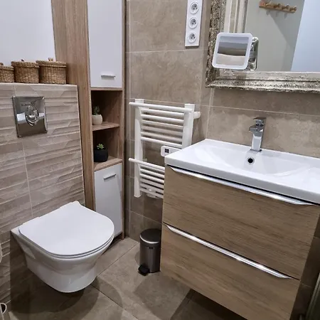 Apartment T3 Au Calme A Deux Pas De La