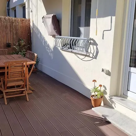 Apartment T3 Au Calme A Deux Pas De La *